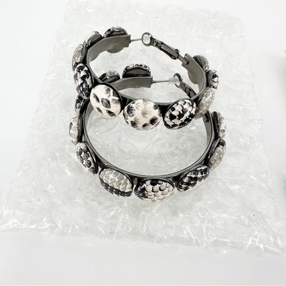 NWT Marlyn Schiff Dangle Earring Bundle - Picture 4 of 7